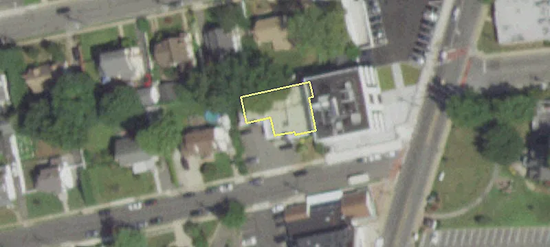 293 Castle Ave