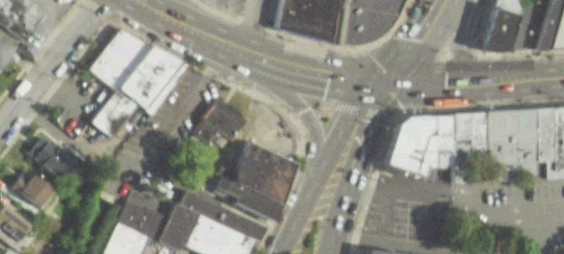 800 Merrick Rd