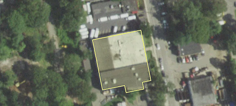 62-64 Oak Dr