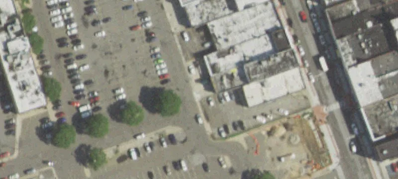 33 Main St