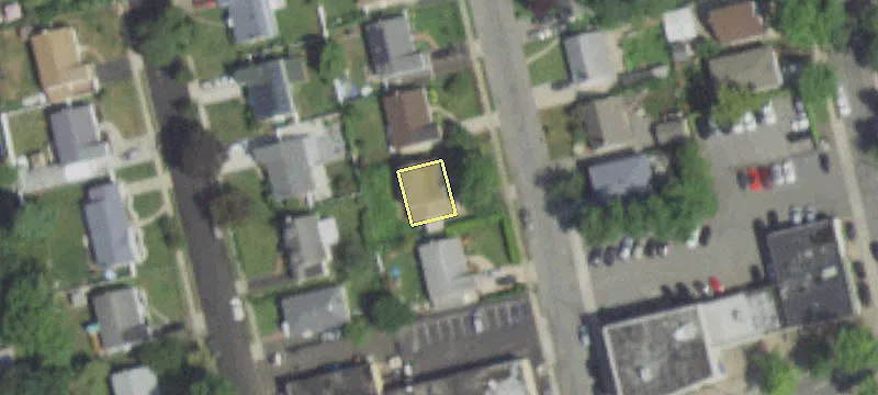 9 Carleton St