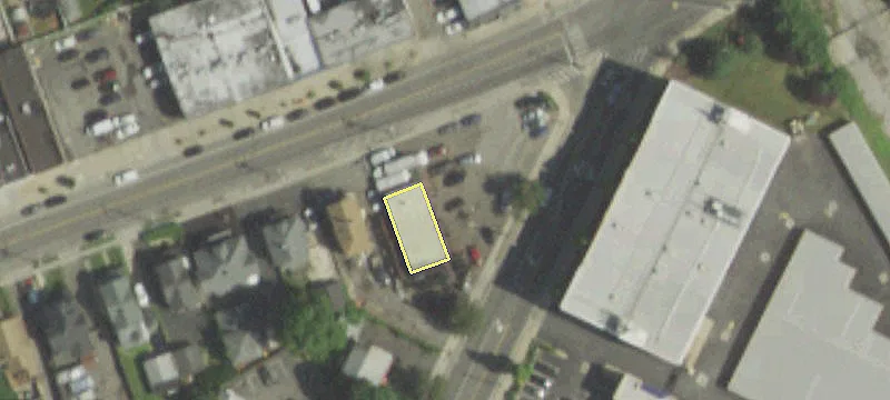 172 Fulton Ave
