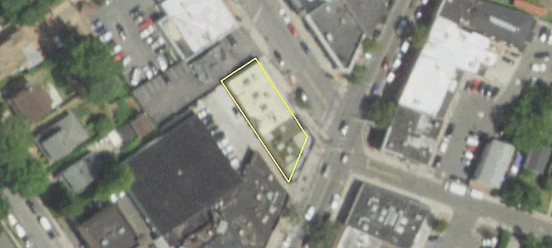 960 Broadway, Unit 4