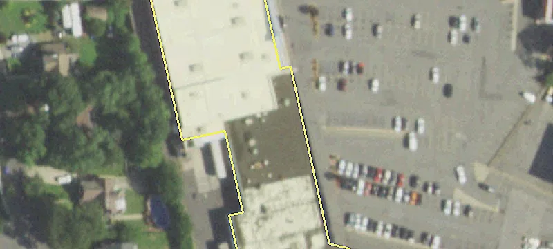 600 Sunrise Hwy