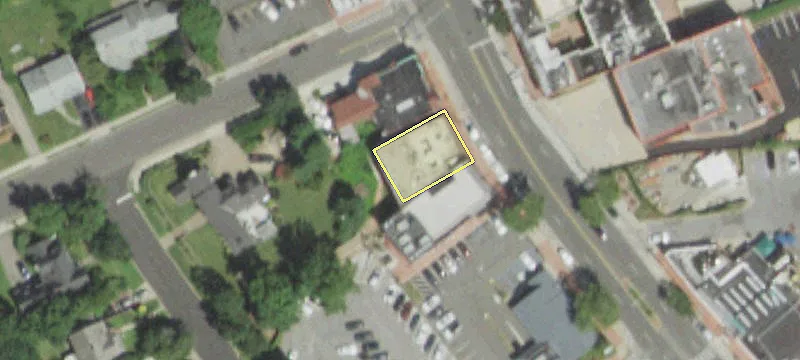 554 Middle Nck Rd, Unit 556
