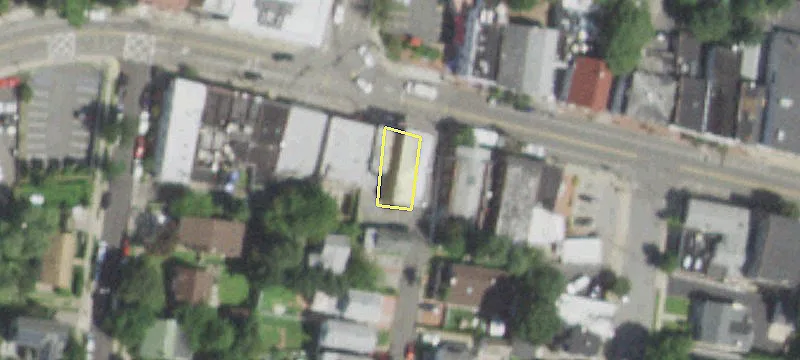 290 Main St