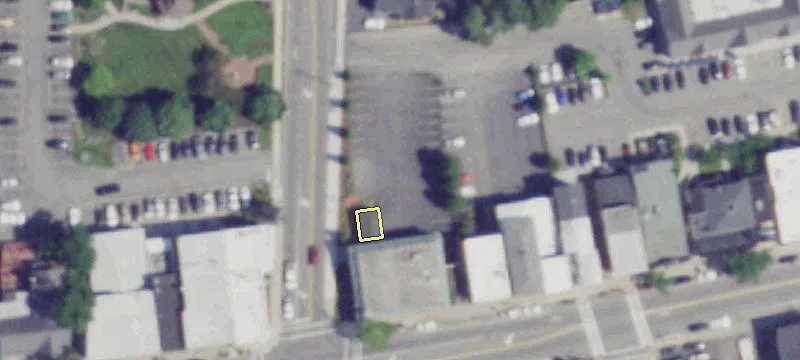 4 Main St