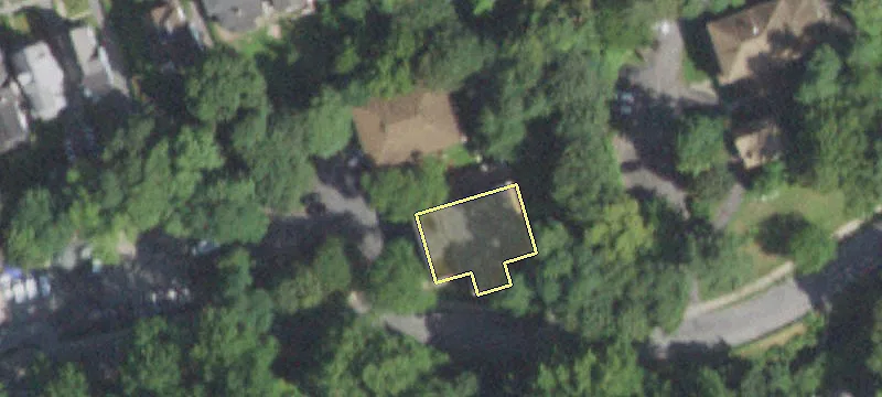1 Brookside Ave