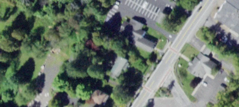 3572 Main St