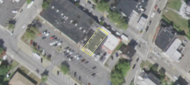 395 Main St