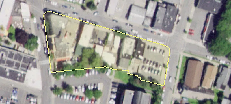 38 Caroline St