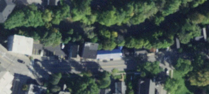 28 Ee St