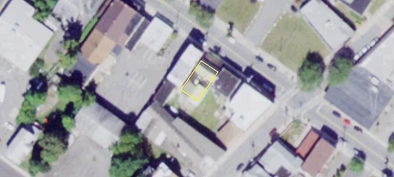 81 Ctr St