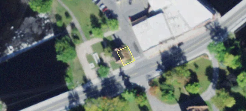 17 Maple St