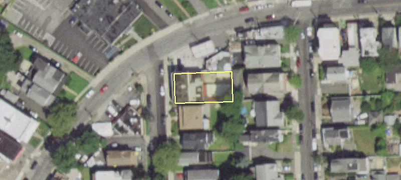 225 8th Ave