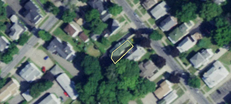 34 White St