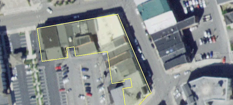 16 Main St