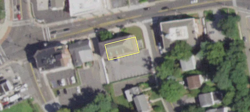 18 Ashford Ave