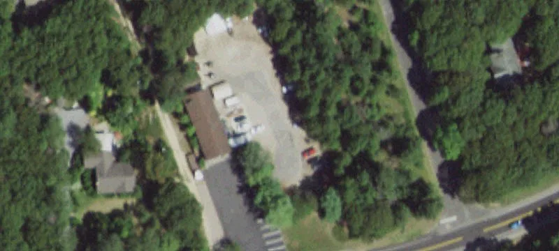 82 Old Riverhead Rd