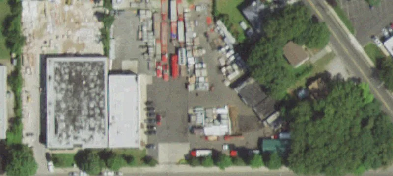 121 Wyandanch Ave