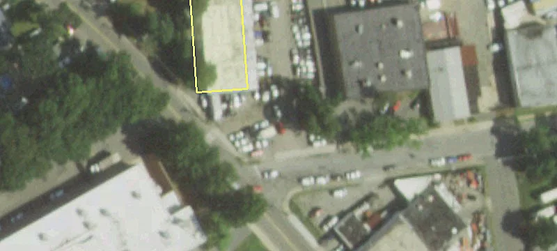 31 Ralph Ave