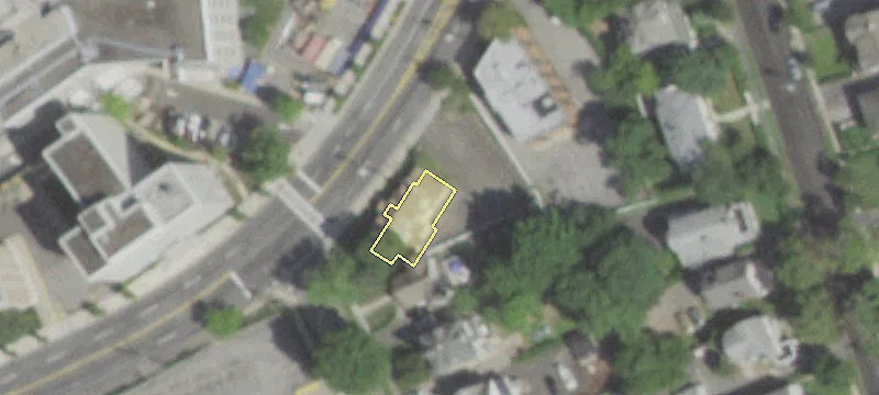 143 Maple Ave