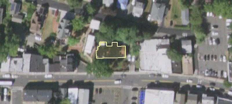 174 Main St