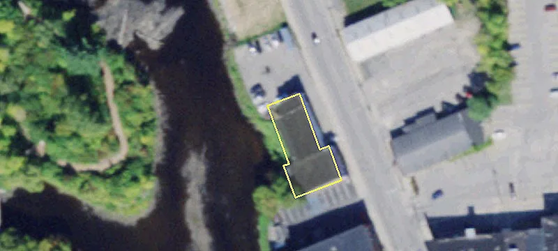 11 12th Riverside Dr