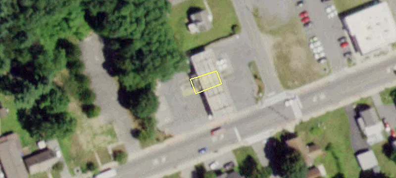 81 Main St