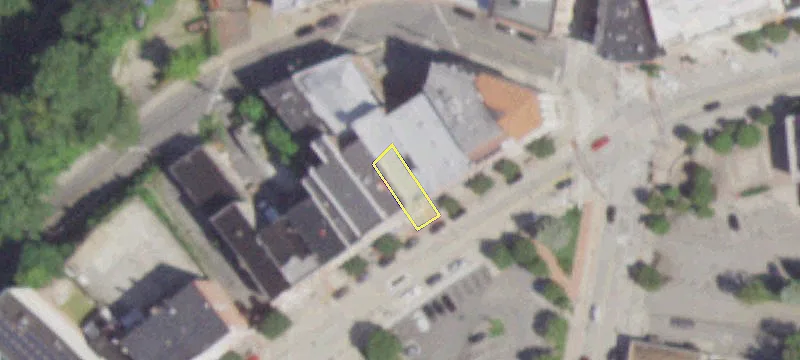 127 Main St