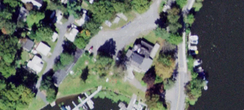 7 Waterstone Rd