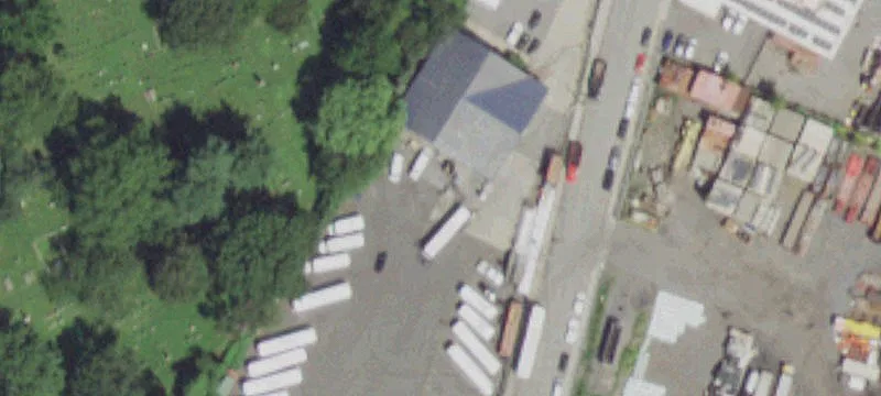 80 Edison Ave