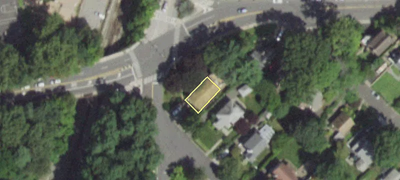 32 Harney Rd