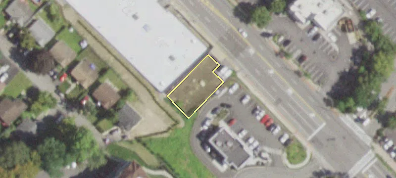 272 Main St