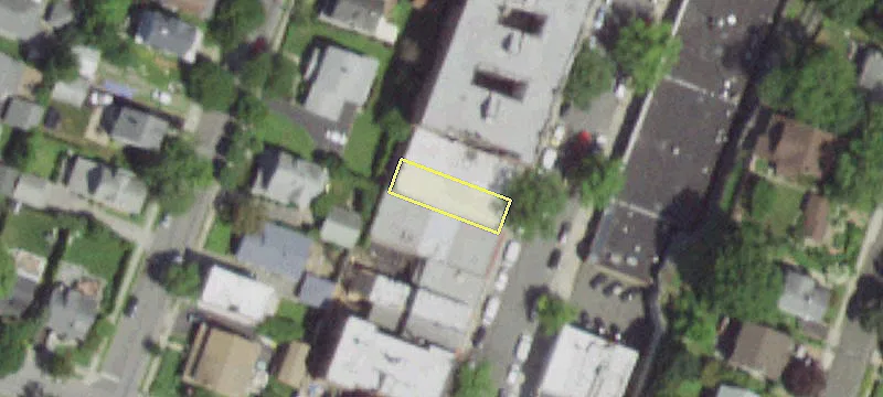121 5th Ave