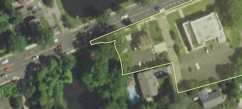 258 Main St