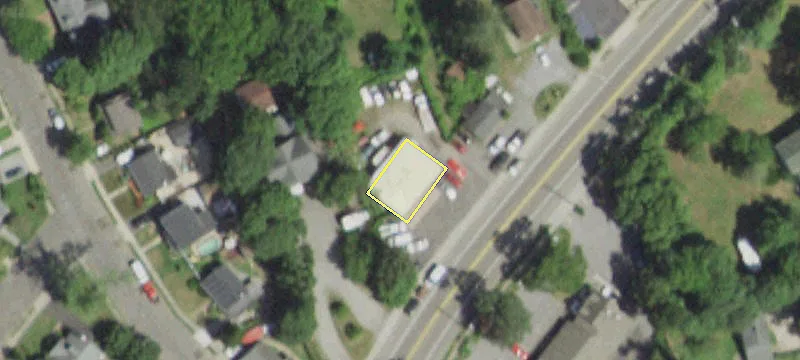 100 Montauk Hwy