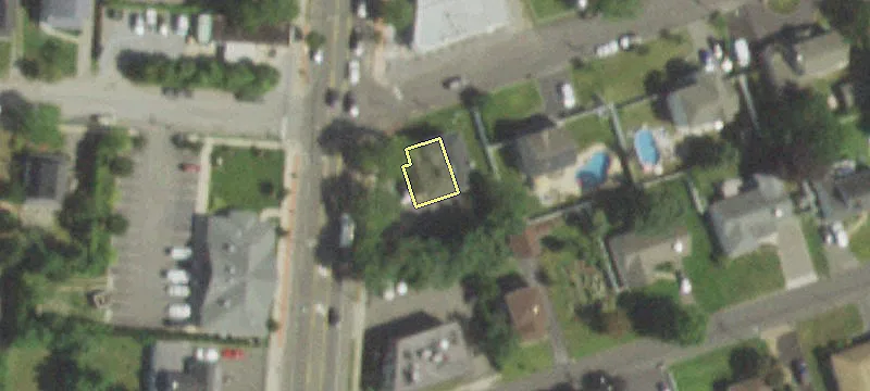 155 Higbie Ln