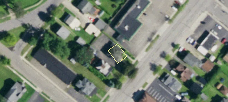 220 Main St