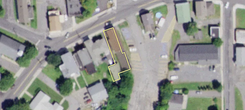 164 Main St
