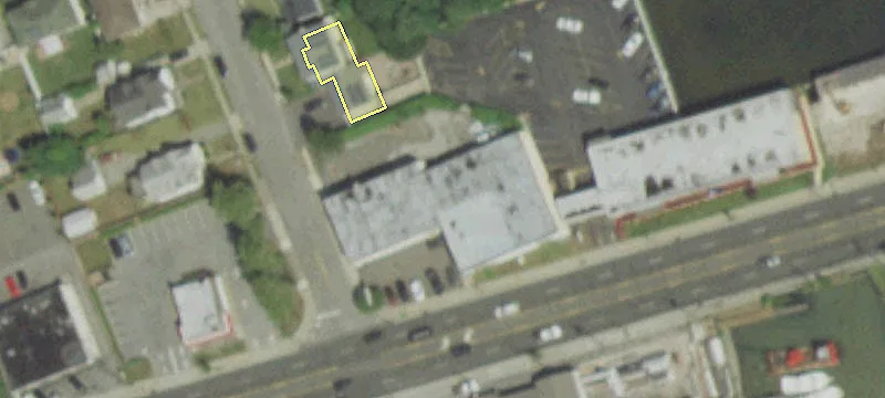 1115 Montauk Hwy