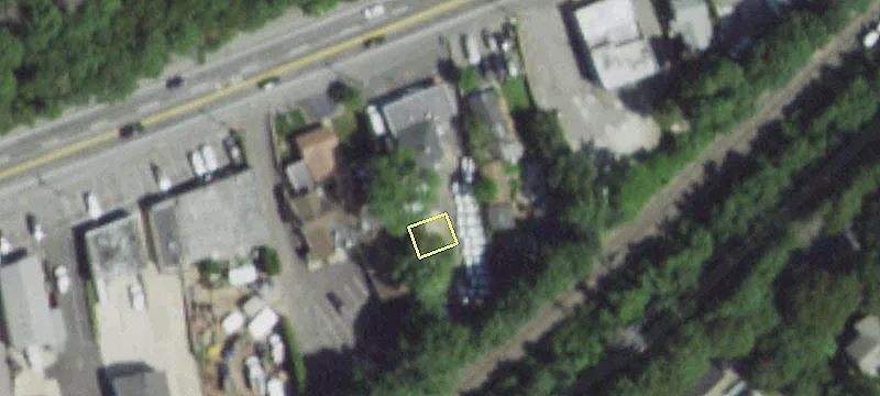 182 Montauk Hwy