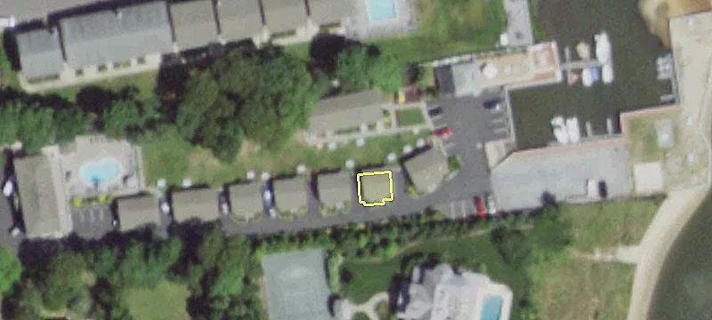 83 Tiana Rd