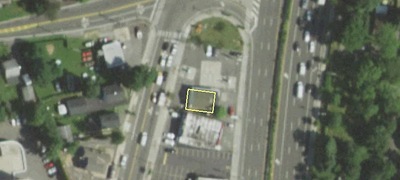 1010 Walt Whitman Rd