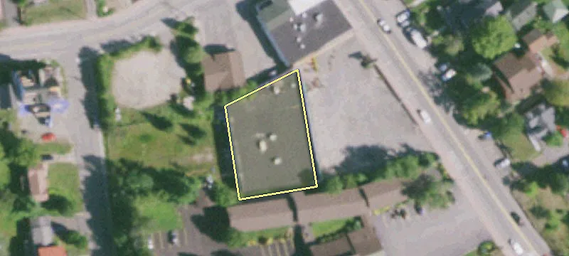 2750 Main St