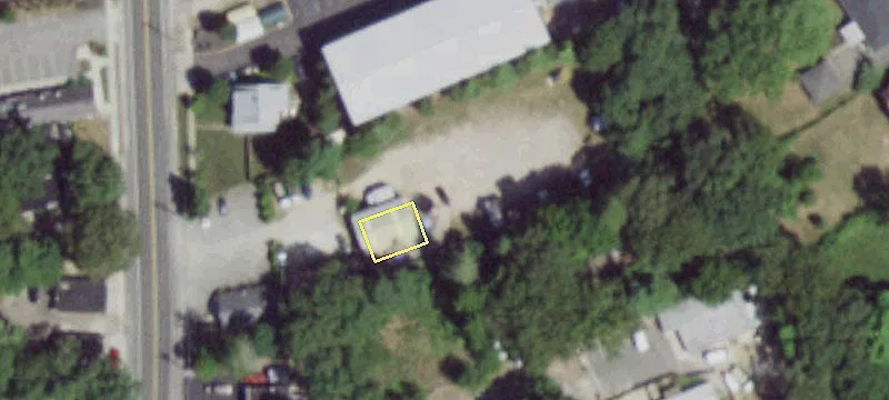 1005 Main St