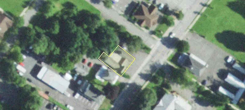 7393 Broadway
