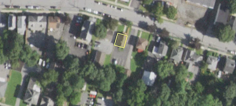 28 Davis Ave