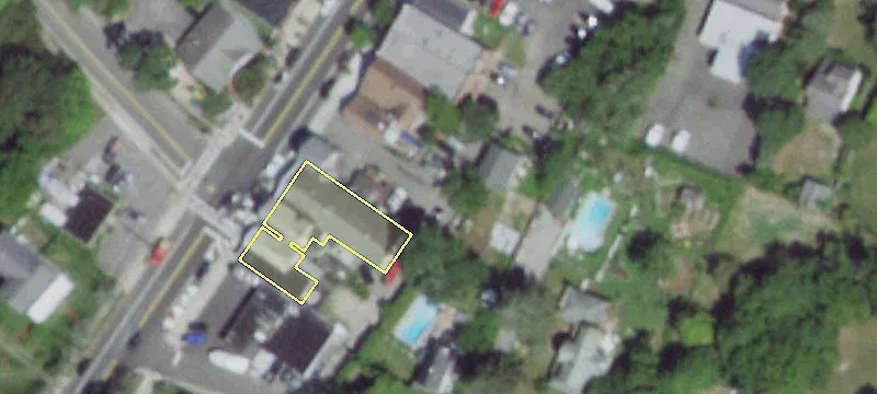 489 Montauk Hwy