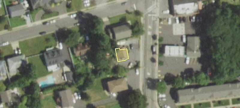 754 Deer Park Ave